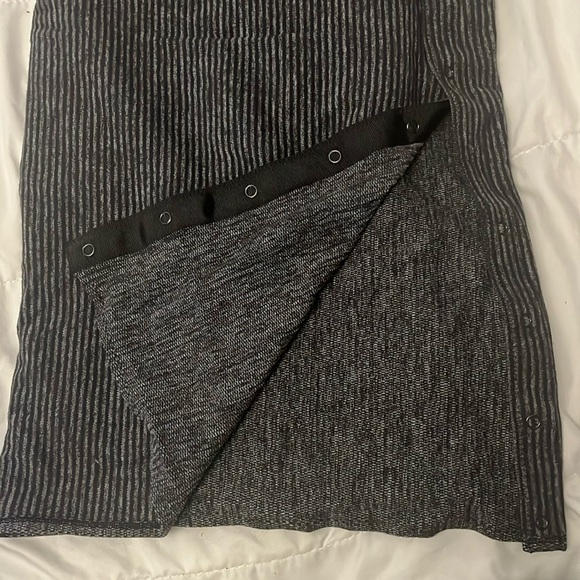 Lululemon Heathered Herringbone Vinyasa Scarf - Picture 1 of 2